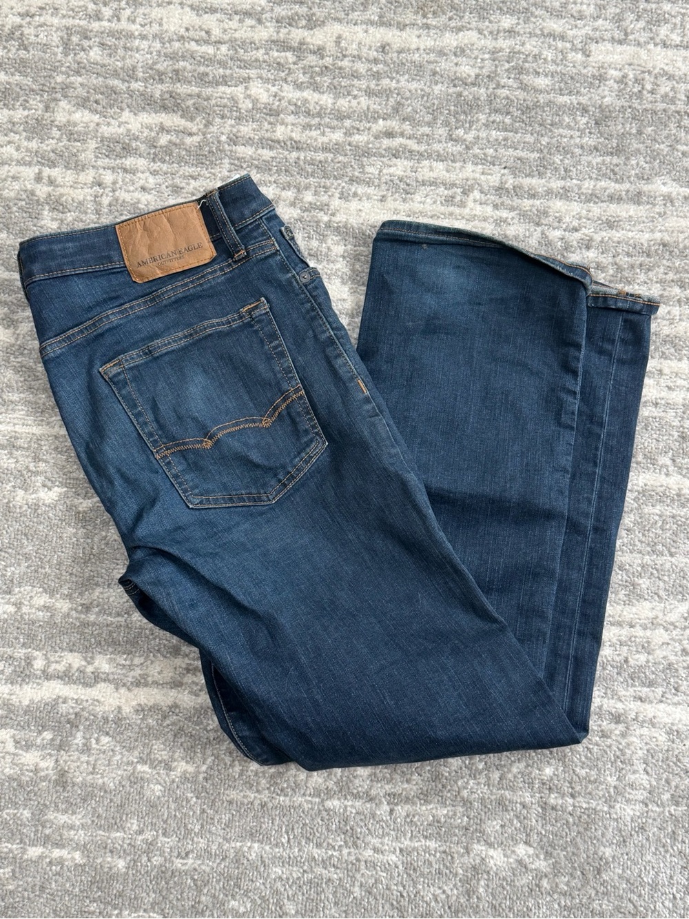 American Eagle Outfitters Men’s Dark Blue Jeans